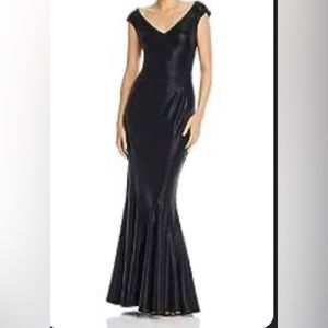 Laundry by Shelli Segal Womens Plus Metallic V-Neck evening dress